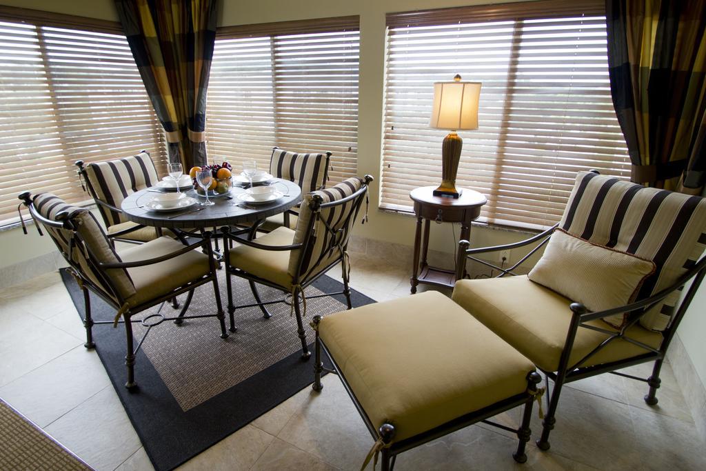 The Suites At Fall Creek Branson Phòng bức ảnh
